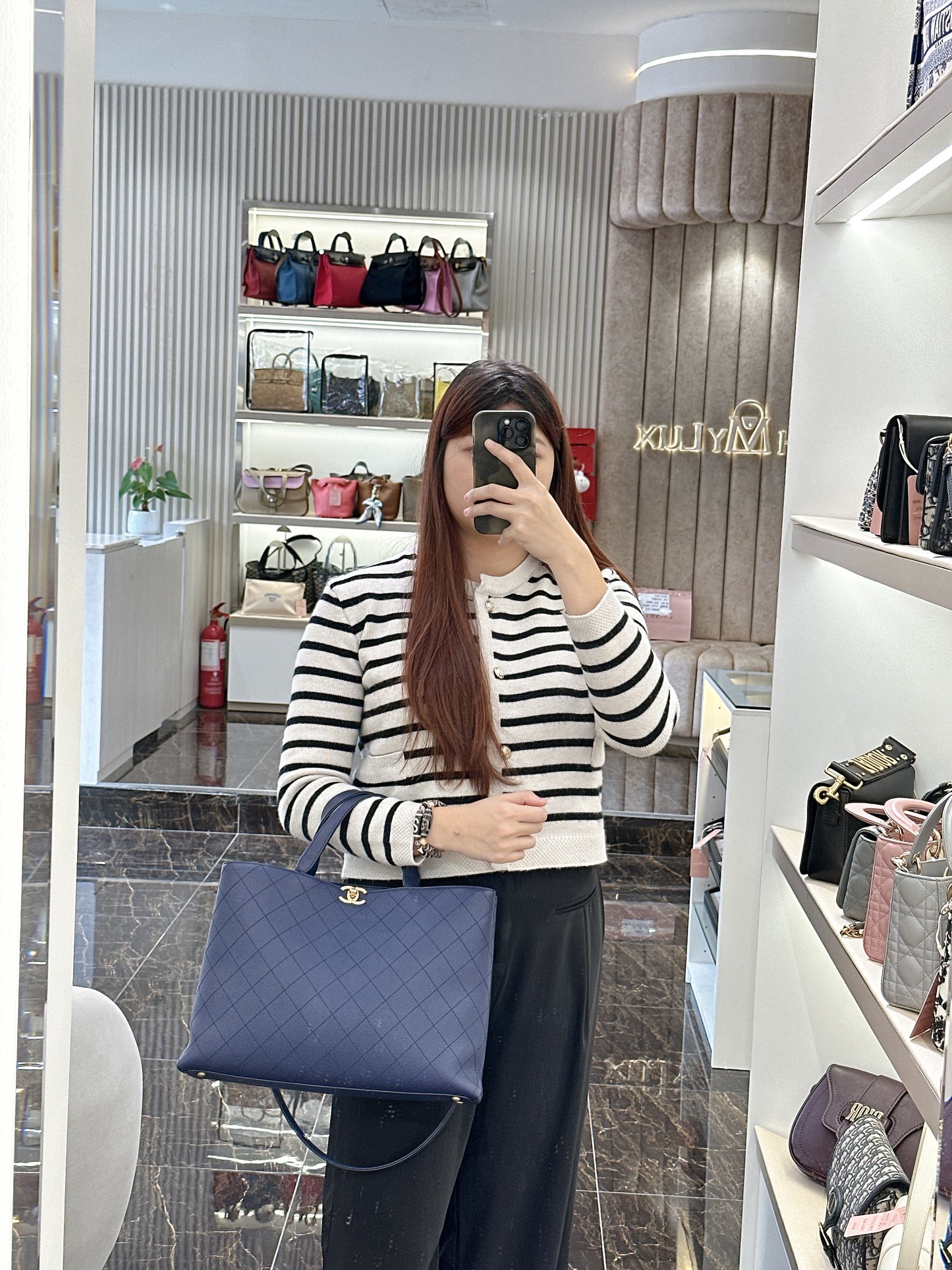 Chanel Caviar Stitched Large Shopping Tote Bag in Blue