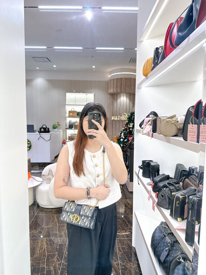 Dior Montaigne 30 East West