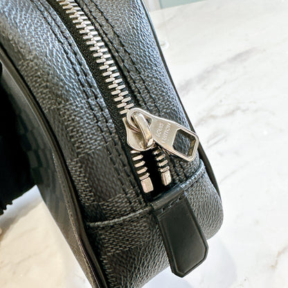 LV Toilet Pouch PM Damier Graphite