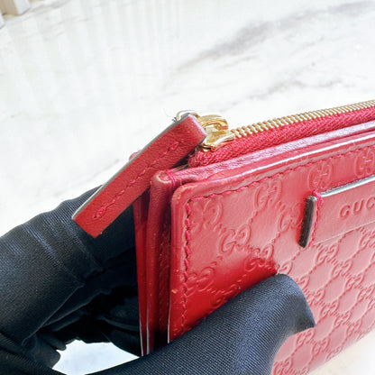Gucci Guccisima Compact Wallet in Red