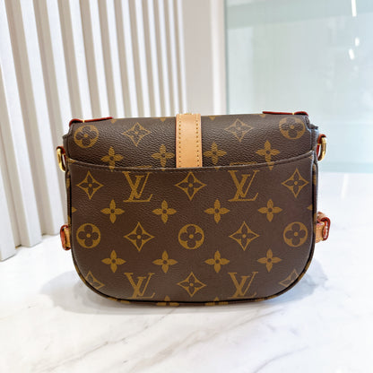 LV Monogram Saumur BB
