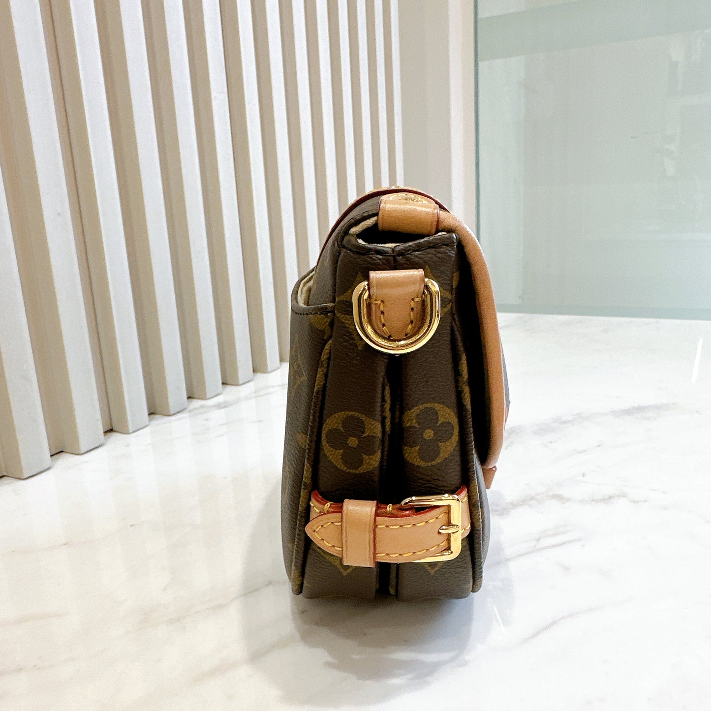 LV Monogram Saumur BB