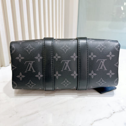 LV Keepall 25 in Monogram Eclipse