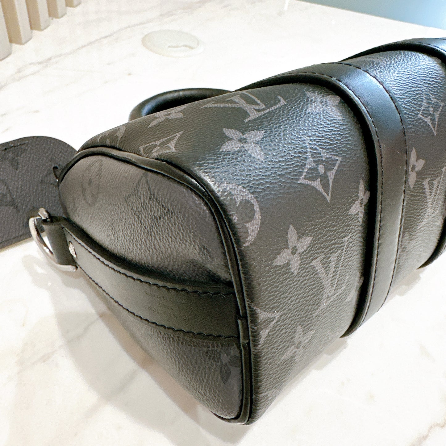 LV Keepall 25 in Monogram Eclipse