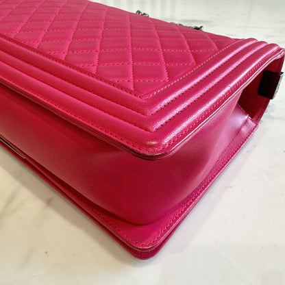 Chanel Boy New Medium Lambskin in Pink SHW