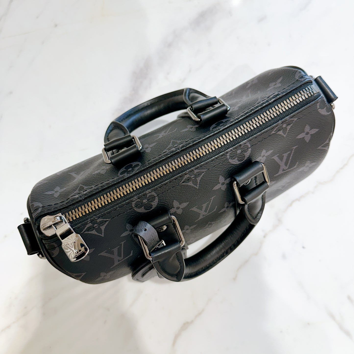 LV Keepall 25 in Monogram Eclipse