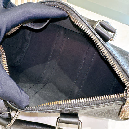 LV Keepall 25 in Monogram Eclipse