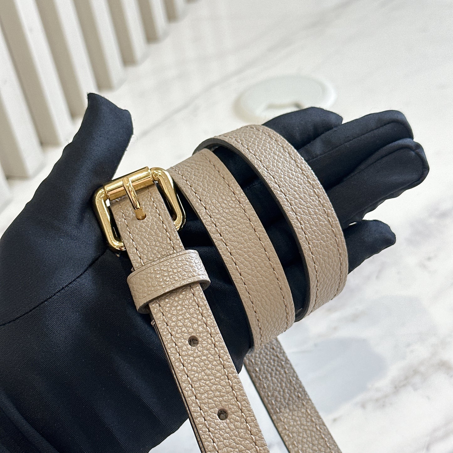 LV Pochette Metis in Tourterelle