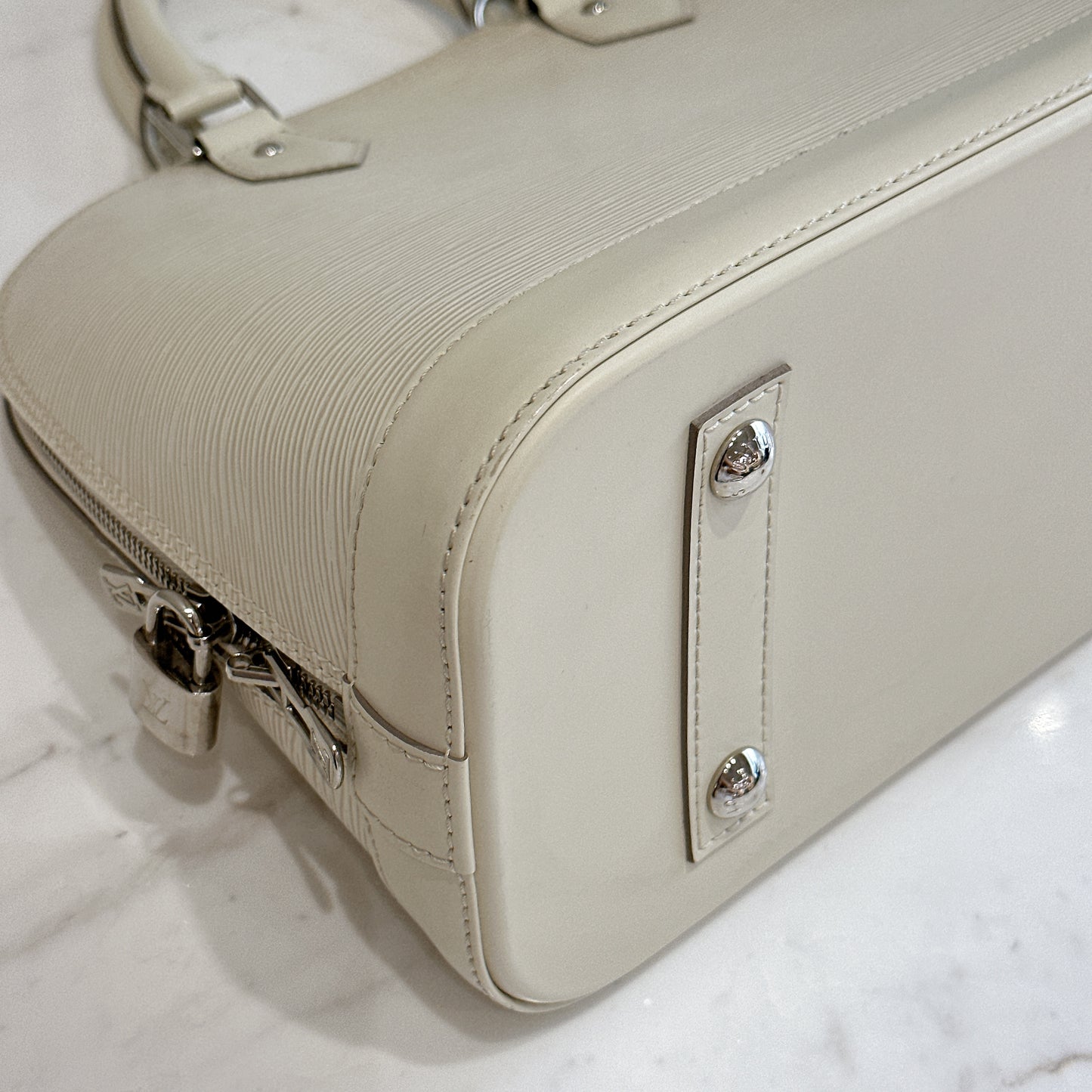 LV Epi Leather Alma PM in White