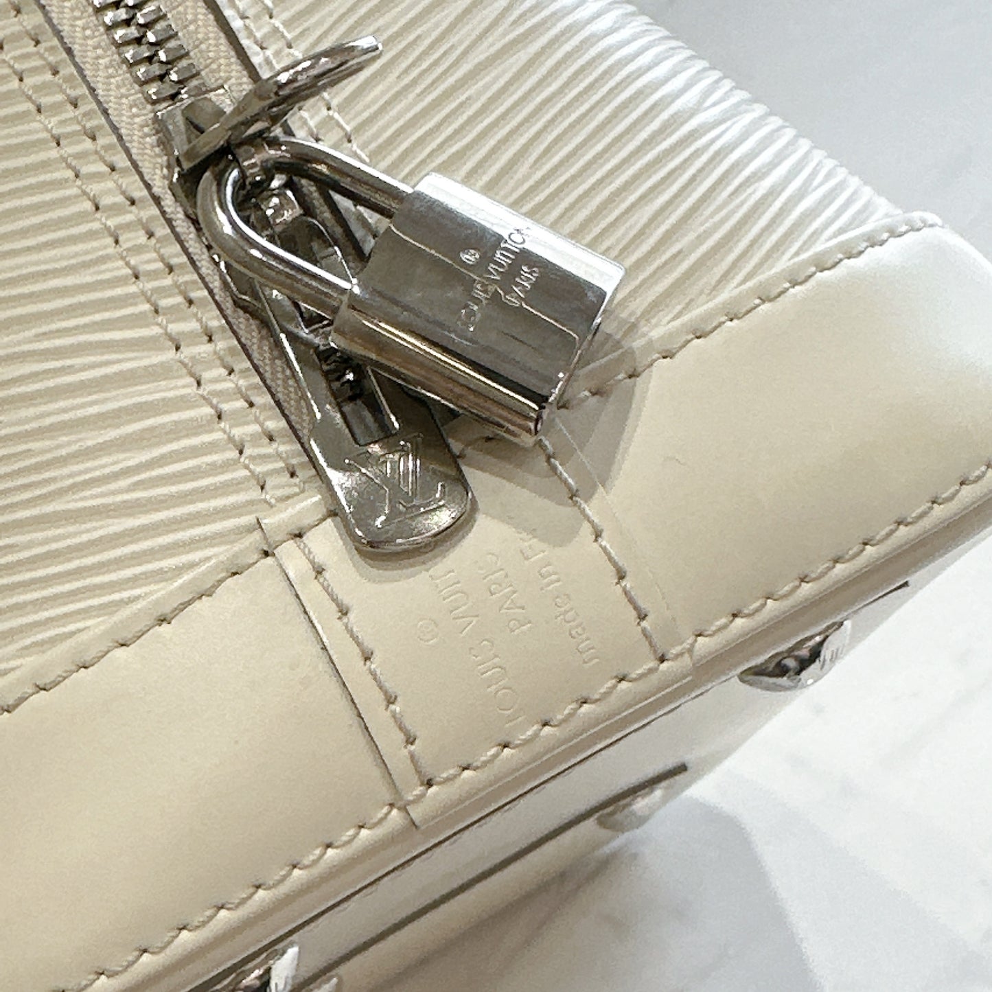 LV Epi Leather Alma PM in White