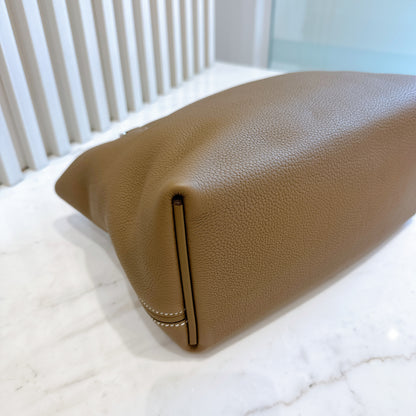 Hermes 2424 29cm in Etoupe PHW