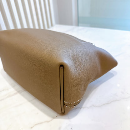 Hermes 2424 29cm in Etoupe PHW