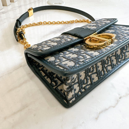 Dior Montaigne 30 East West