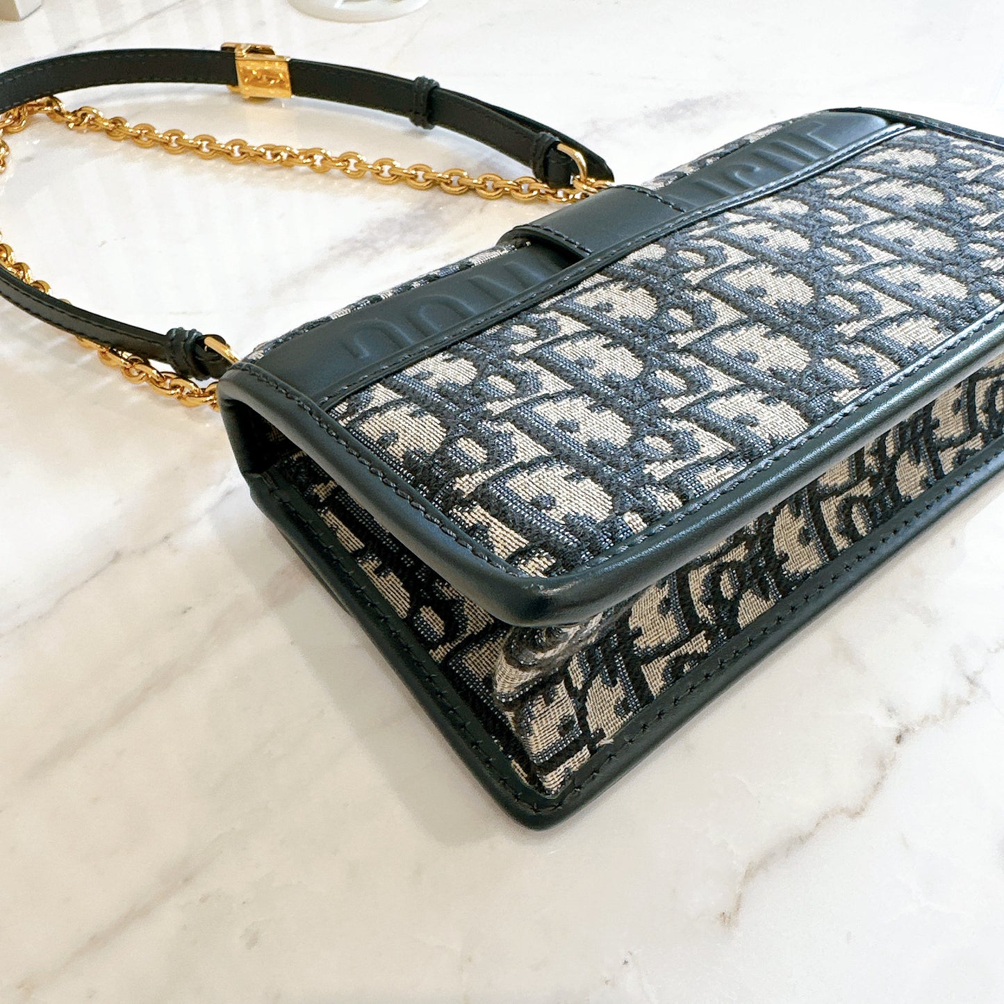 Dior Montaigne 30 East West