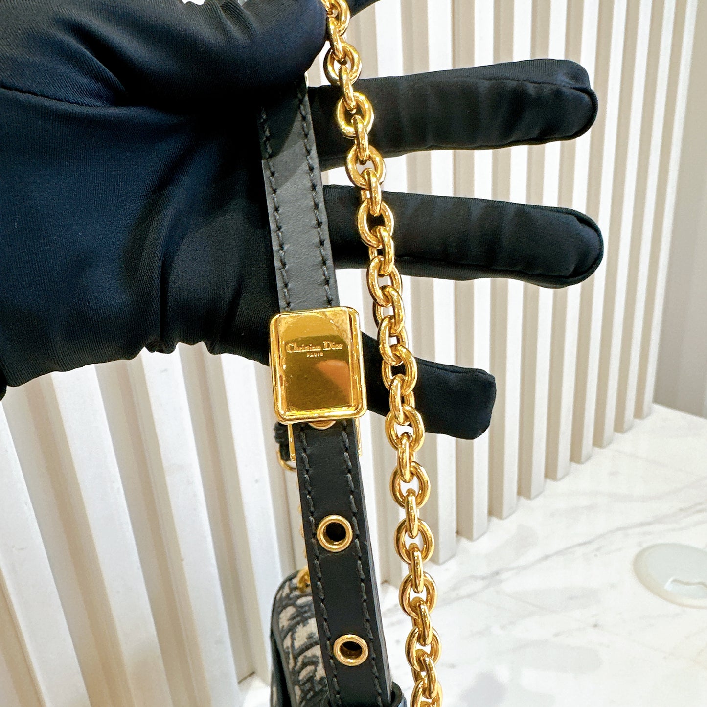 Dior Montaigne 30 East West