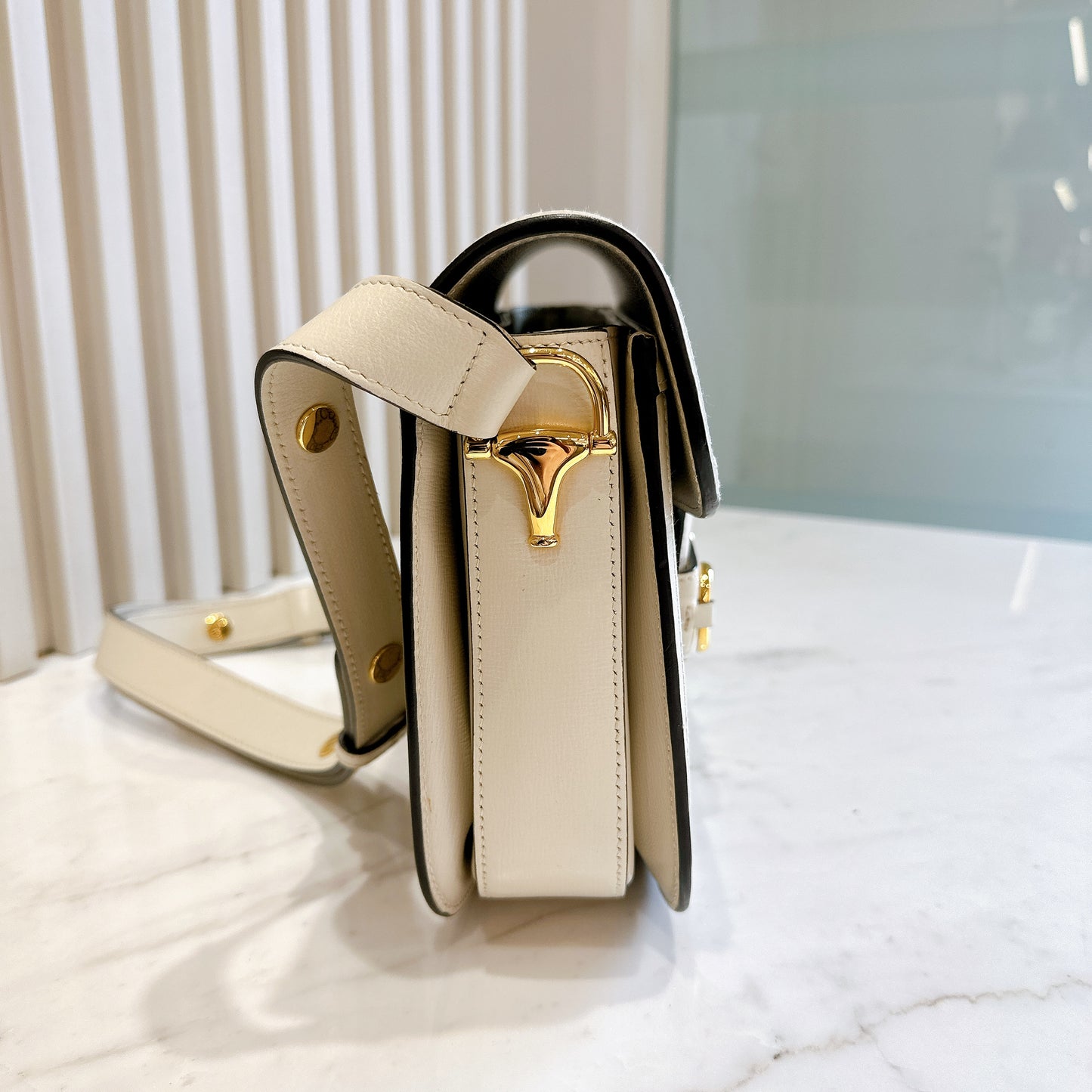 Gucci 1955 Horsebit Medium in White