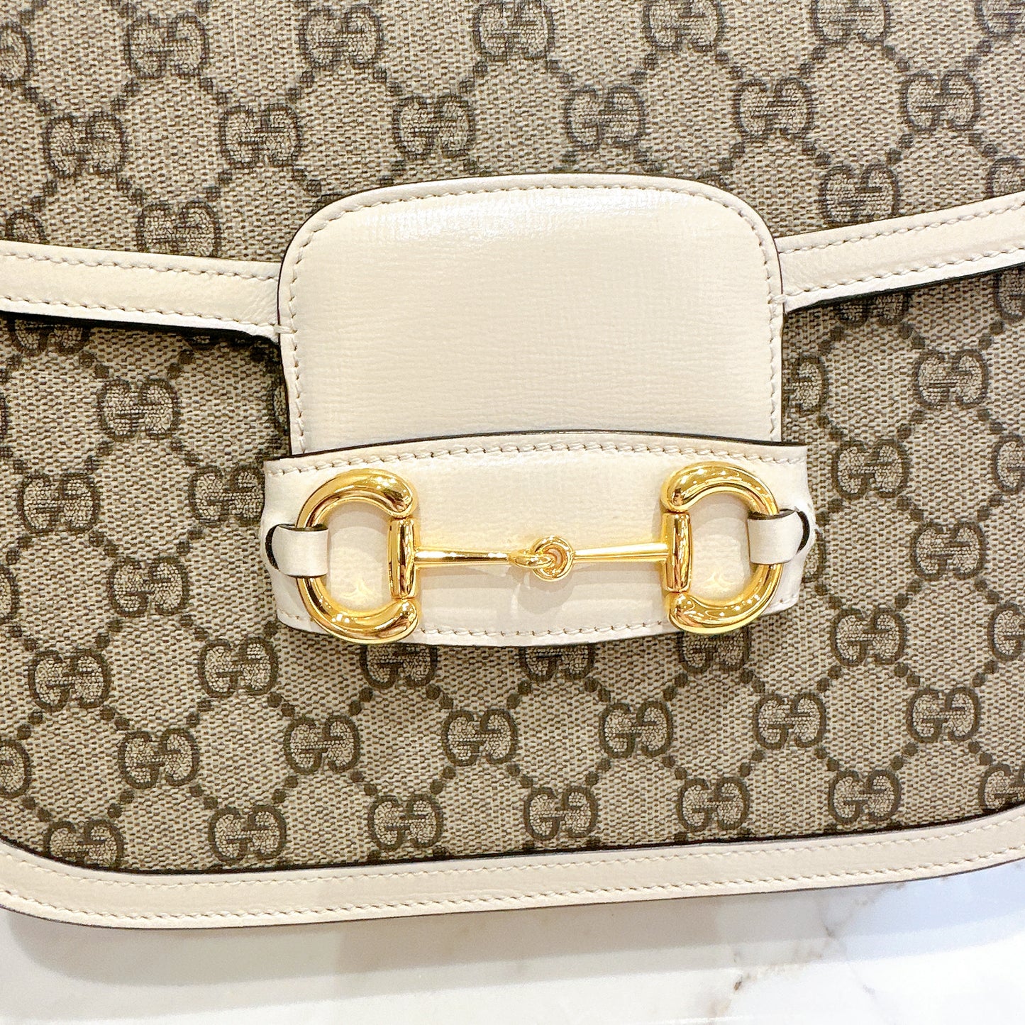 Gucci 1955 Horsebit Medium in White