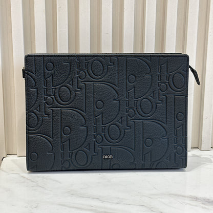 Dior A5 Triangle Pouch in Black Dior Gravity Leather