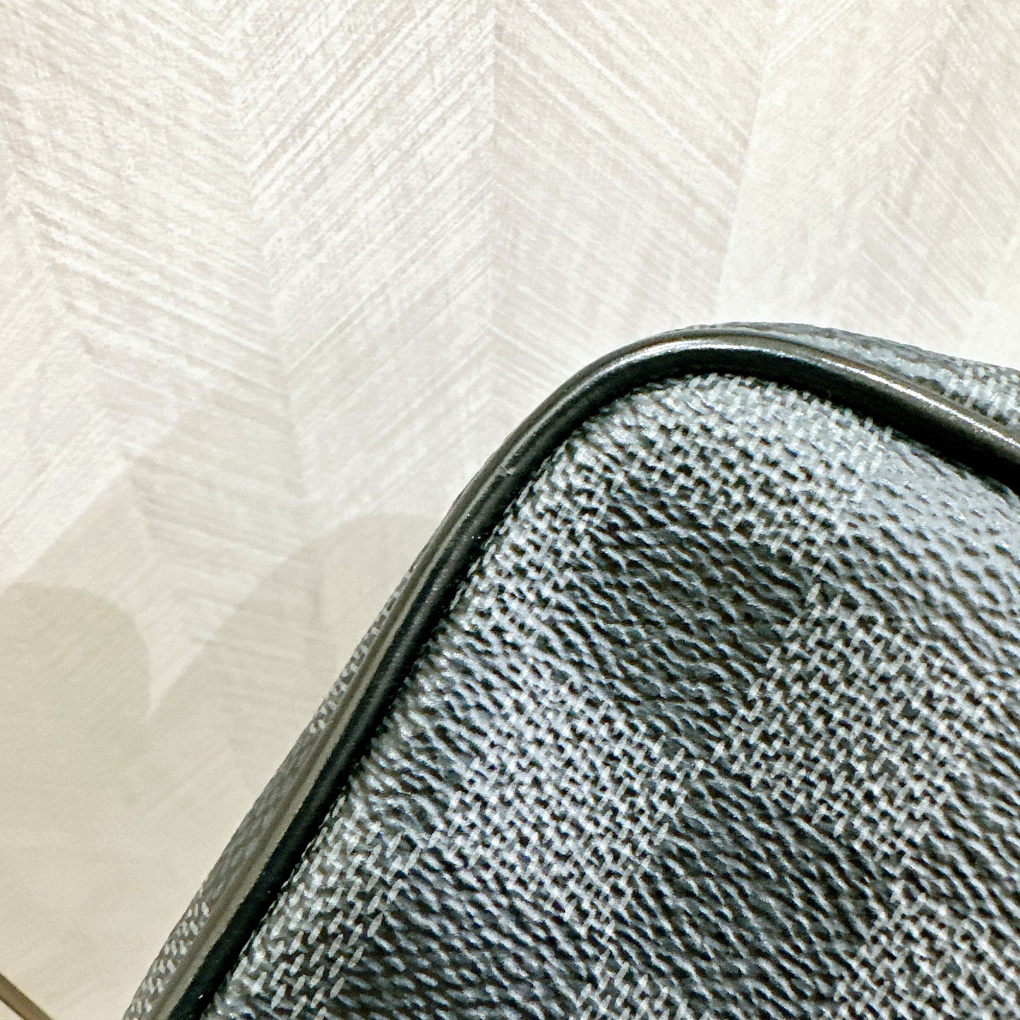 LV Toilet Pouch PM Damier Graphite