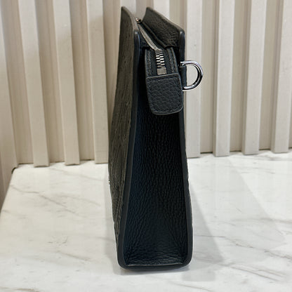 Dior A5 Triangle Pouch in Black Dior Gravity Leather