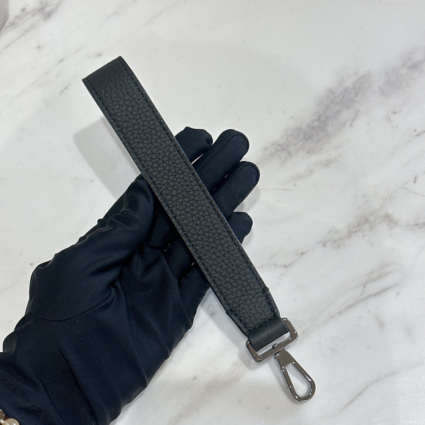 Dior A5 Triangle Pouch in Black Dior Gravity Leather