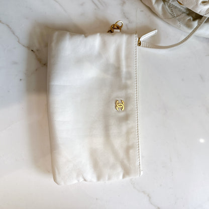 Chanel 22 Small White GHW
