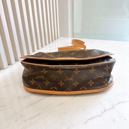 LV Monogram Menilmontant PM