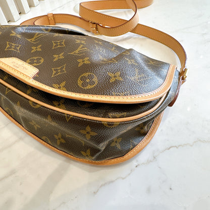 LV Monogram Menilmontant PM