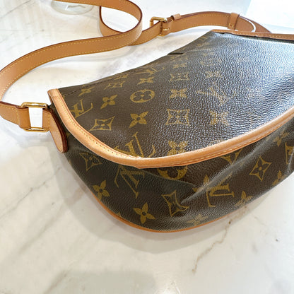 LV Monogram Menilmontant PM