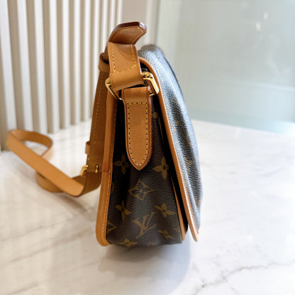 LV Monogram Menilmontant PM