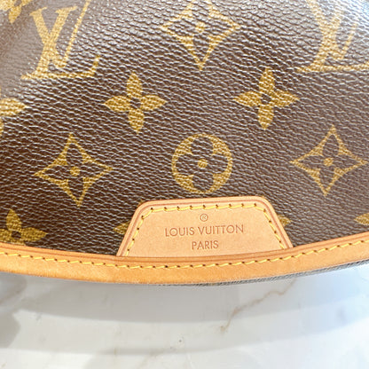 LV Monogram Menilmontant PM