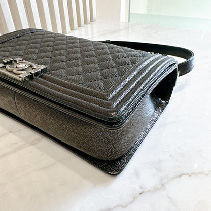 Chanel Boy New Medium in Black Caviar