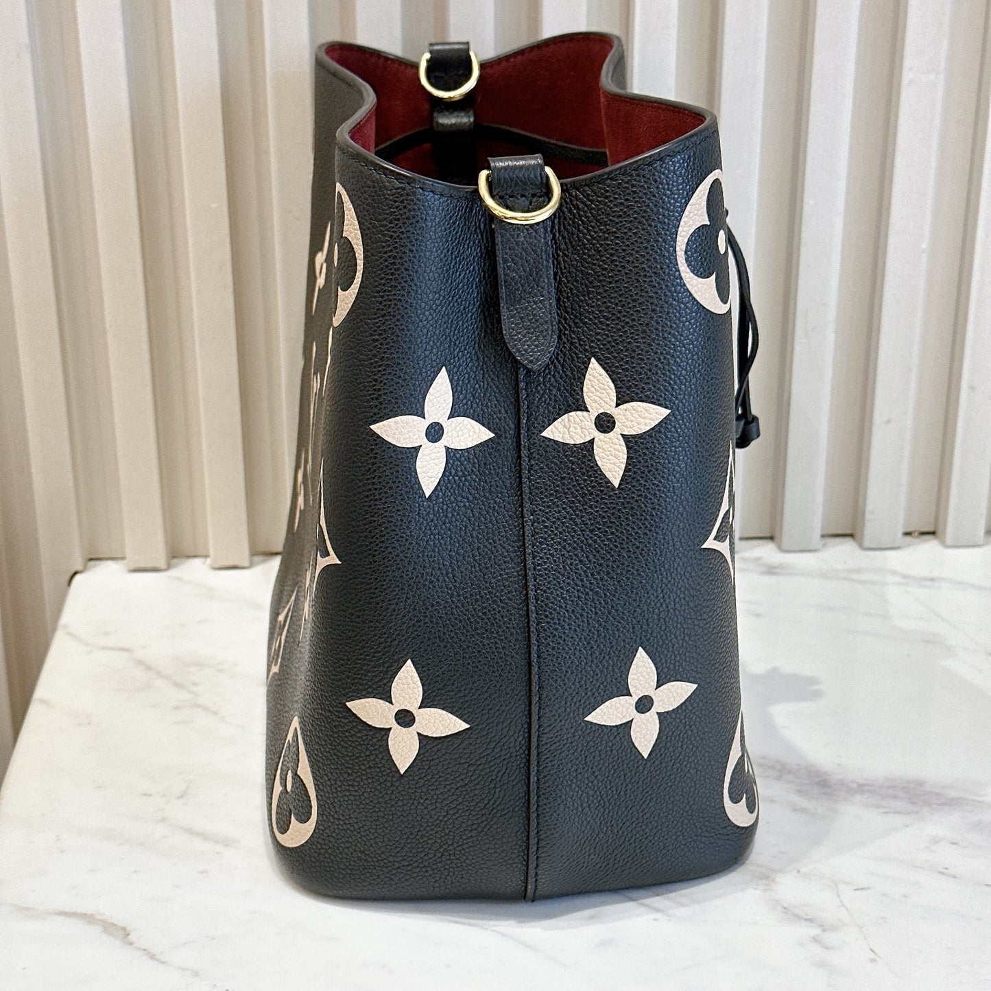 LV Neo Noe Black and Creme