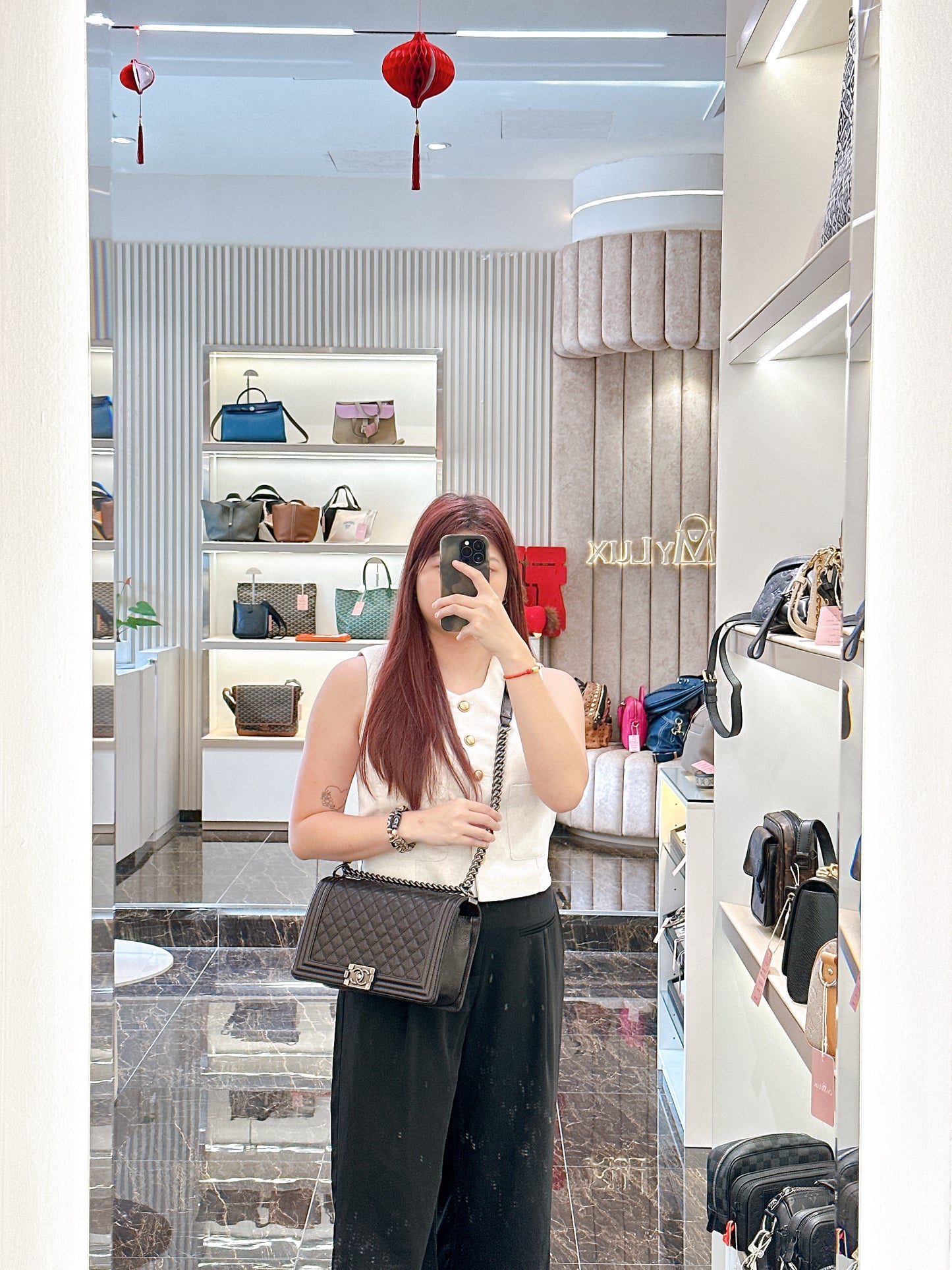 Chanel Boy New Medium in Black Caviar