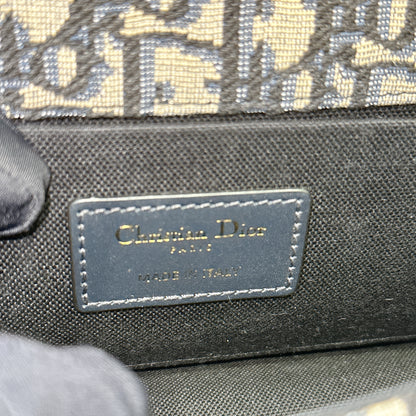 Dior Montaigne 30 Chain Bag