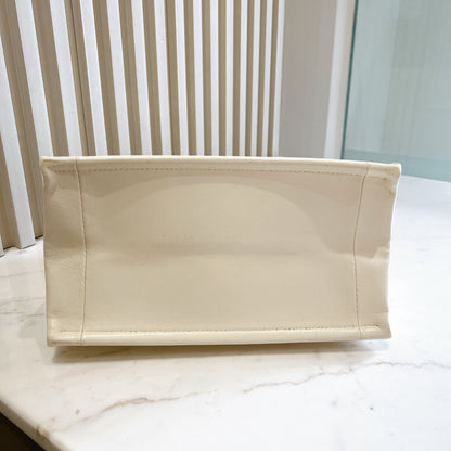 Dior Tote Bag Essential Archi Cannage White