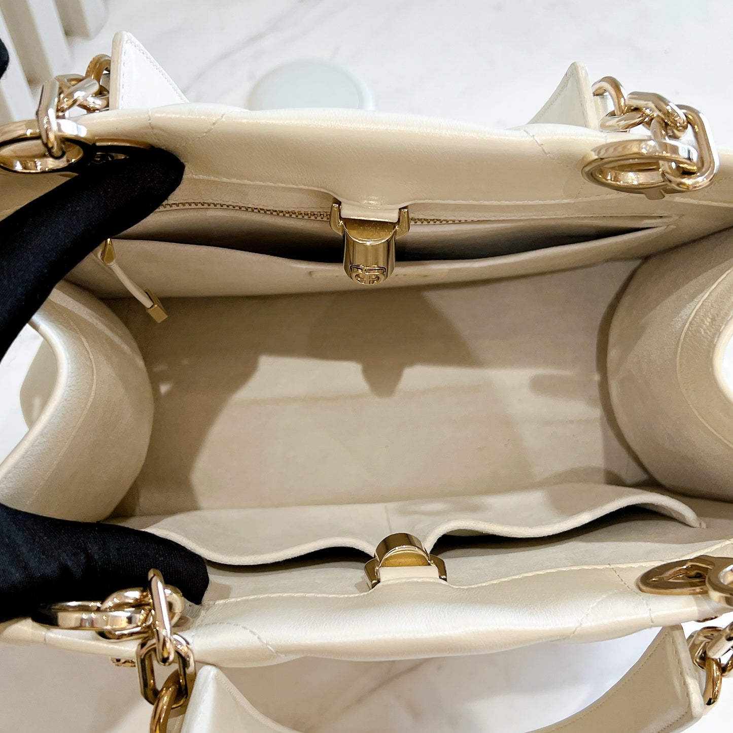 Dior Tote Bag Essential Archi Cannage White