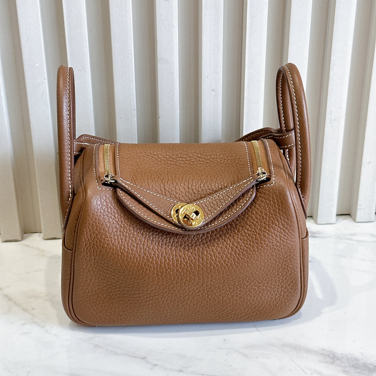 Hermes Mini Lindy in Gold