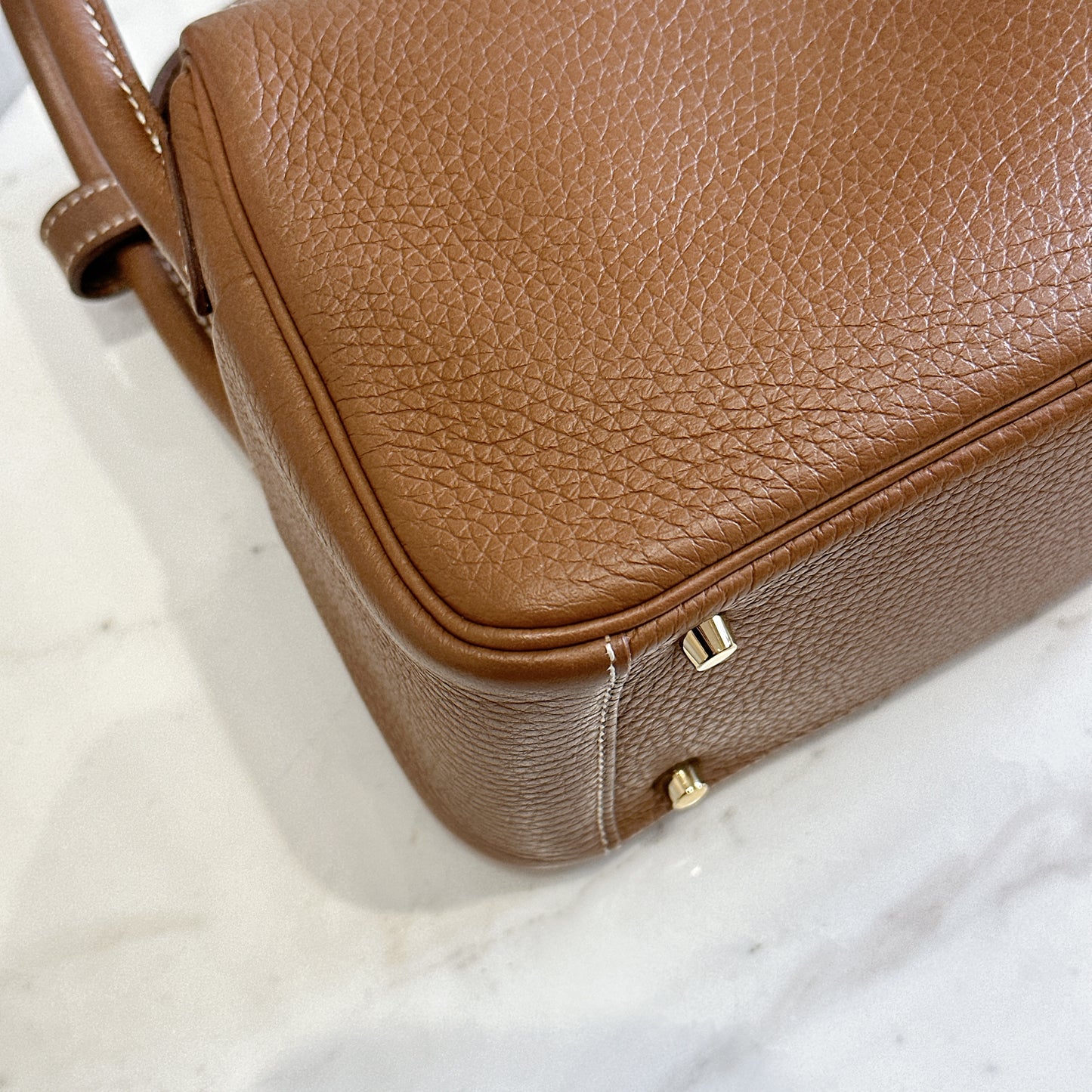Hermes Mini Lindy in Gold