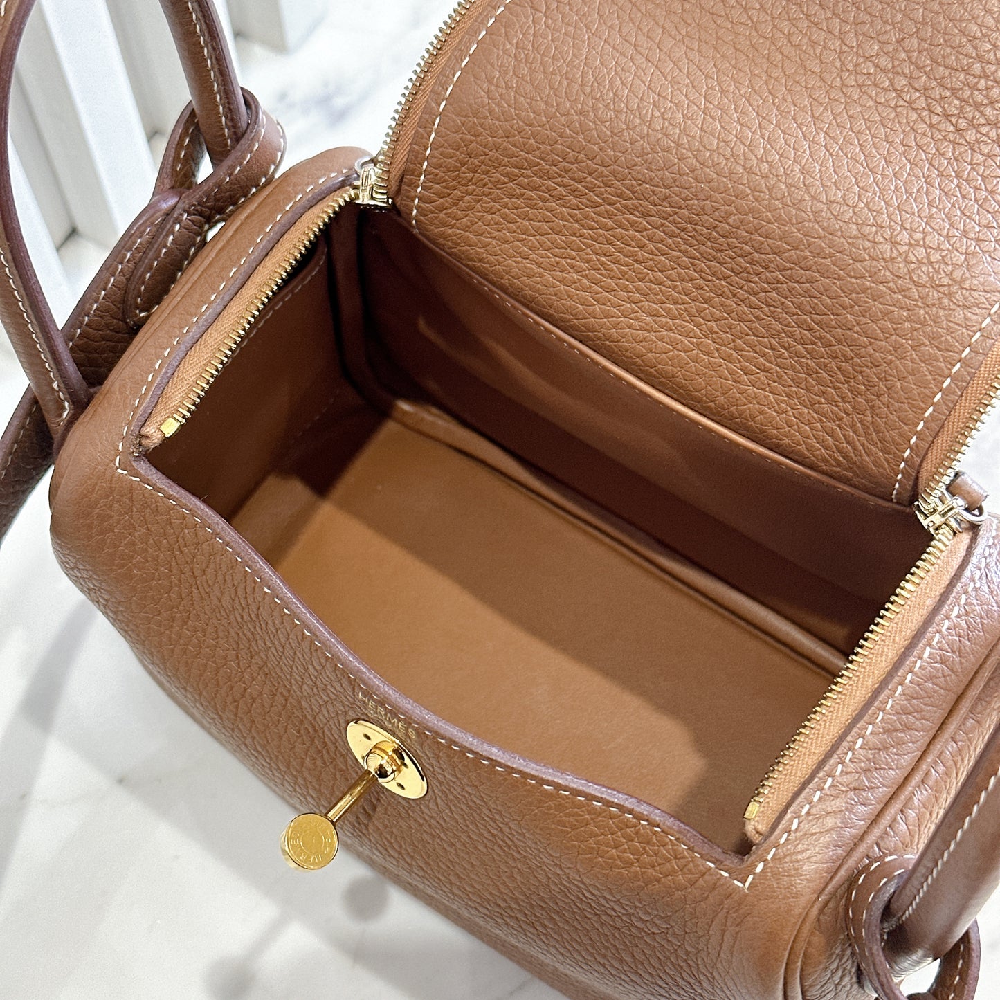 Hermes Mini Lindy in Gold