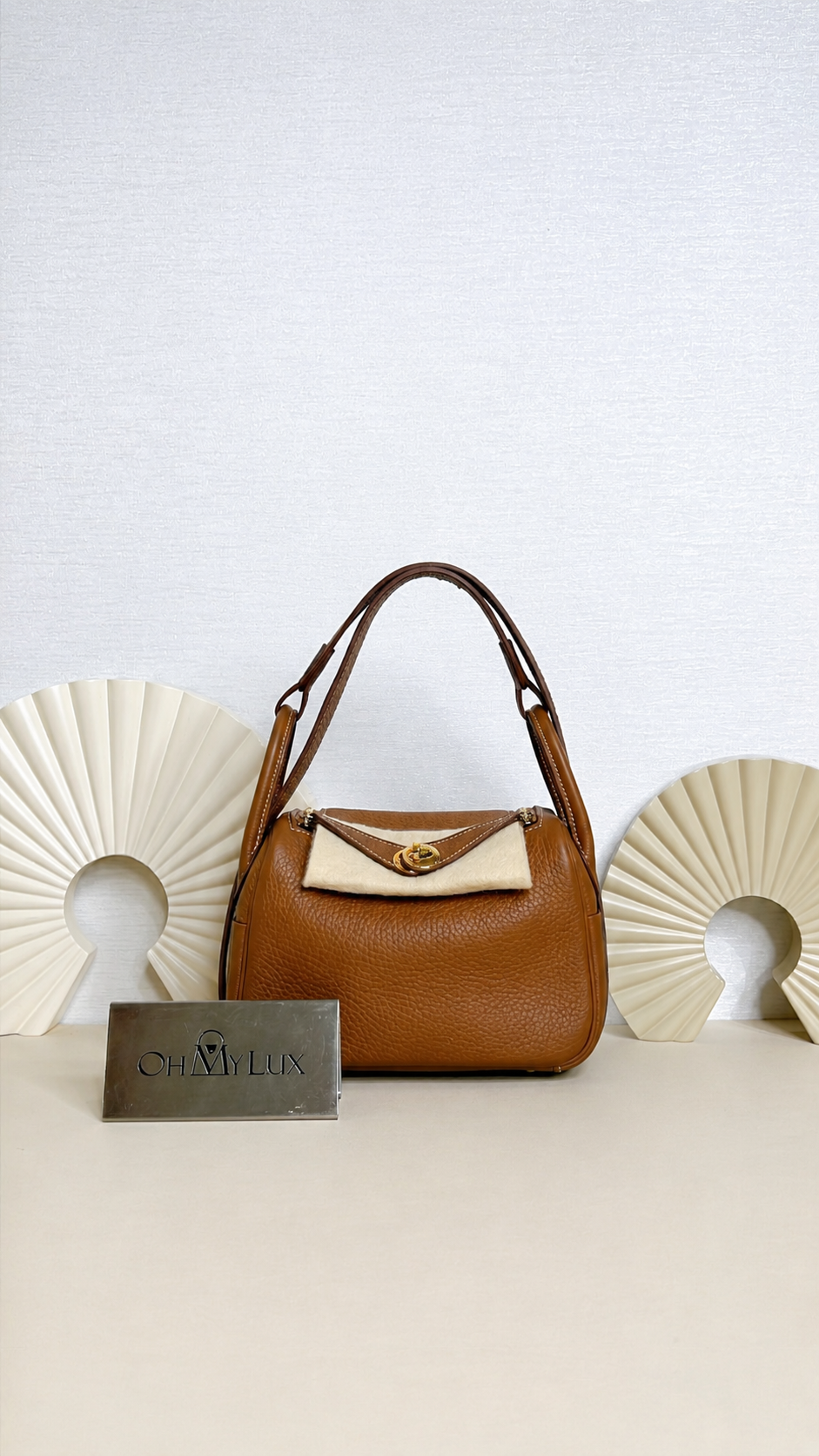 Hermes Mini Lindy in Gold