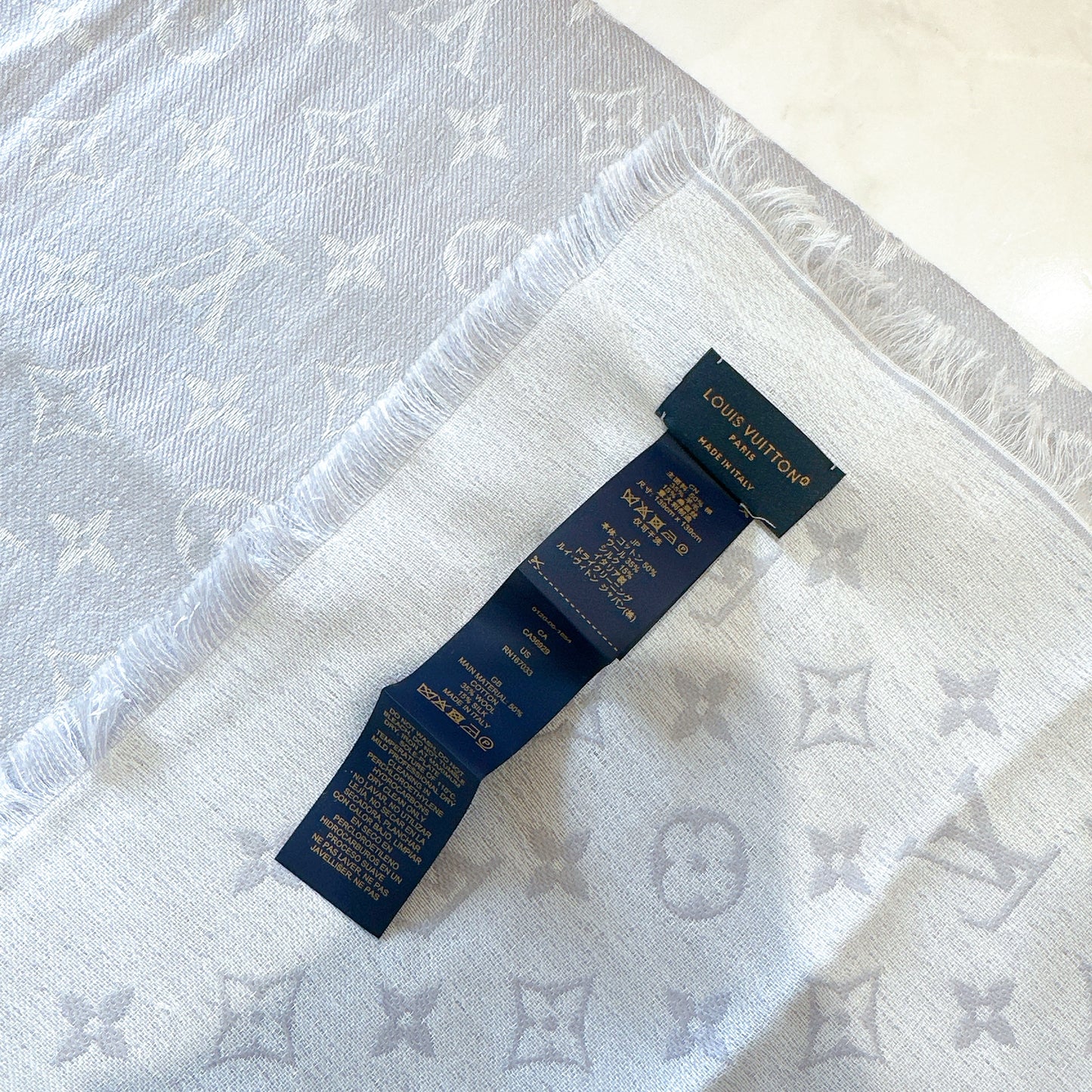 LV My Daily Denim Shawl