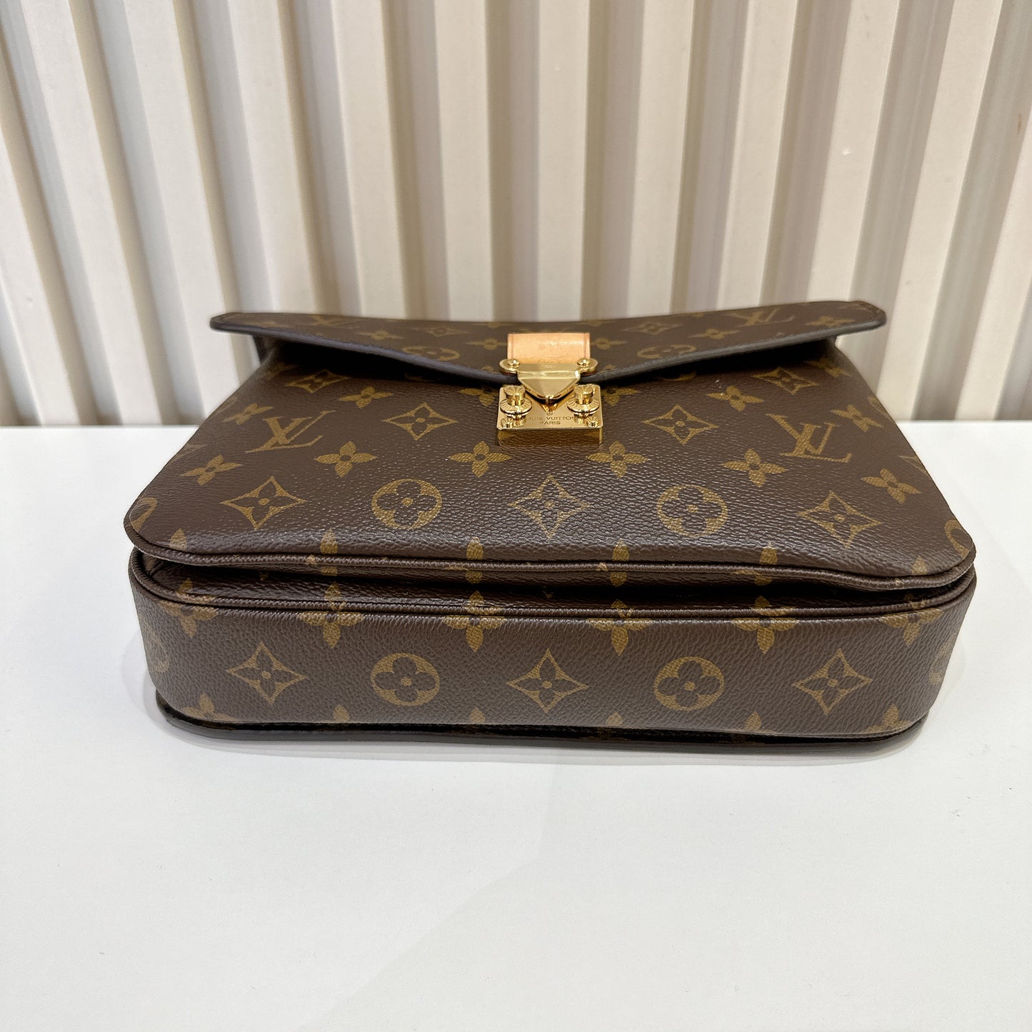 LV Monogram Pochette Metis