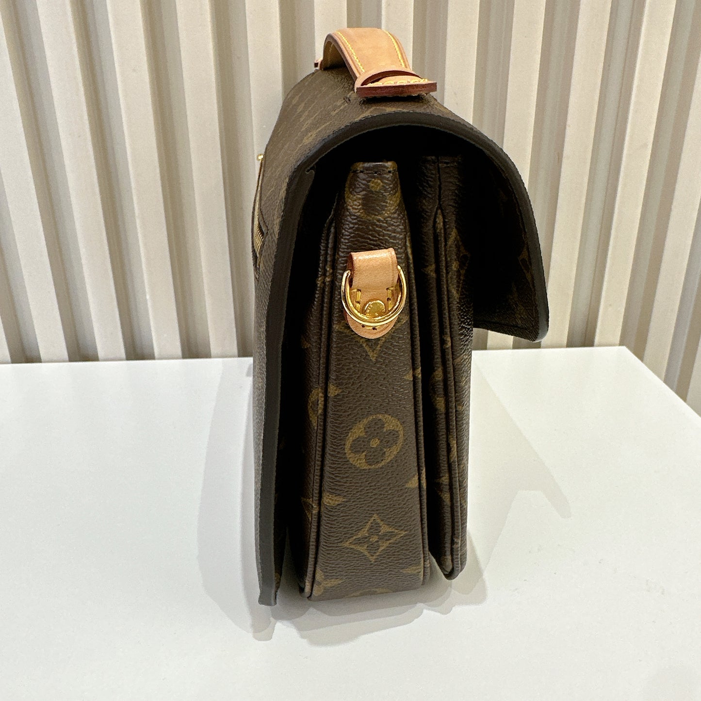 LV Monogram Pochette Metis