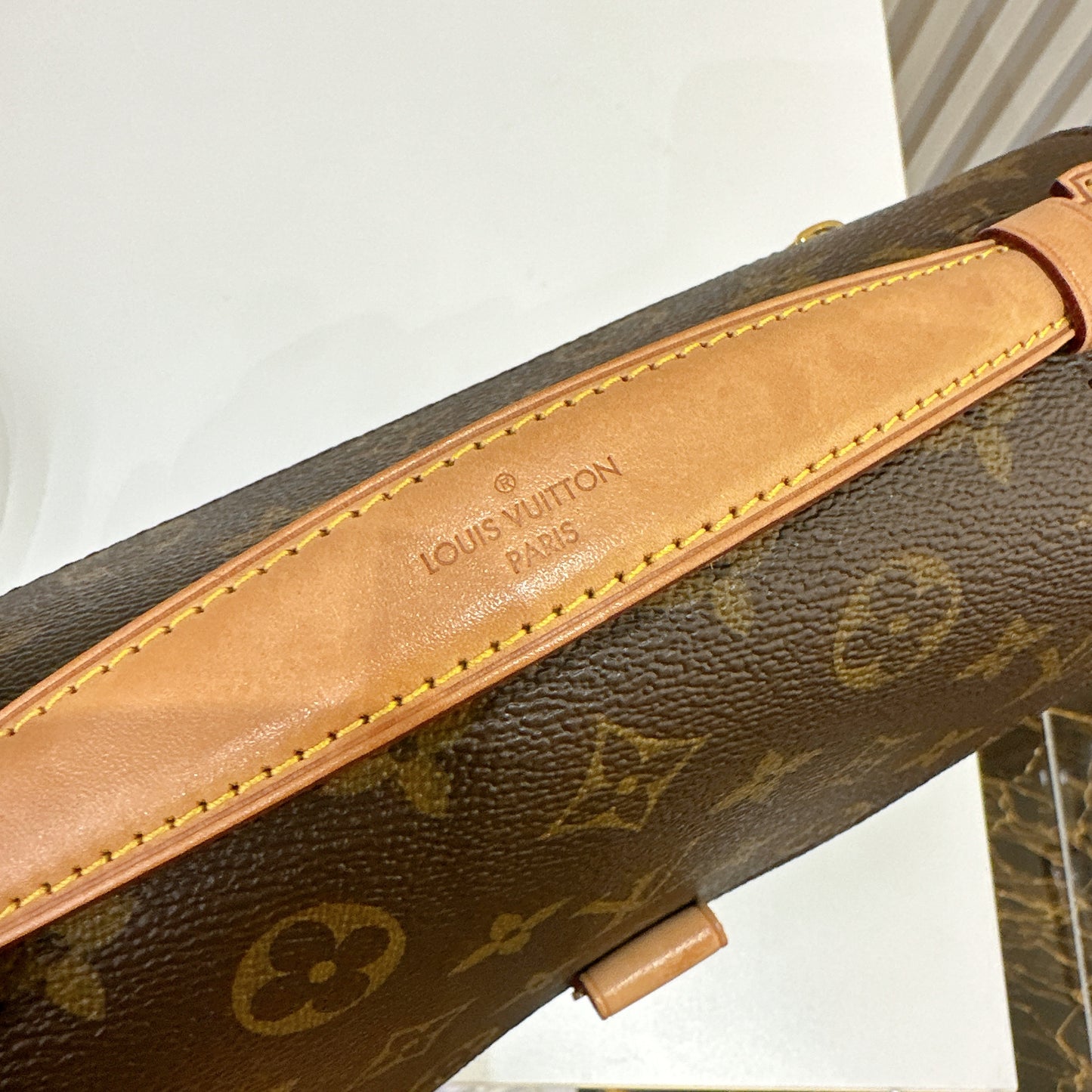 LV Monogram Pochette Metis