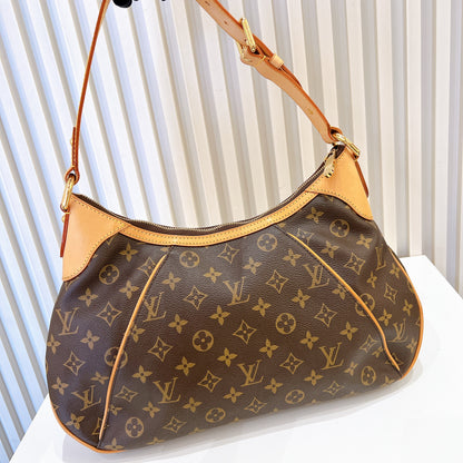LV Monogram Thames GM