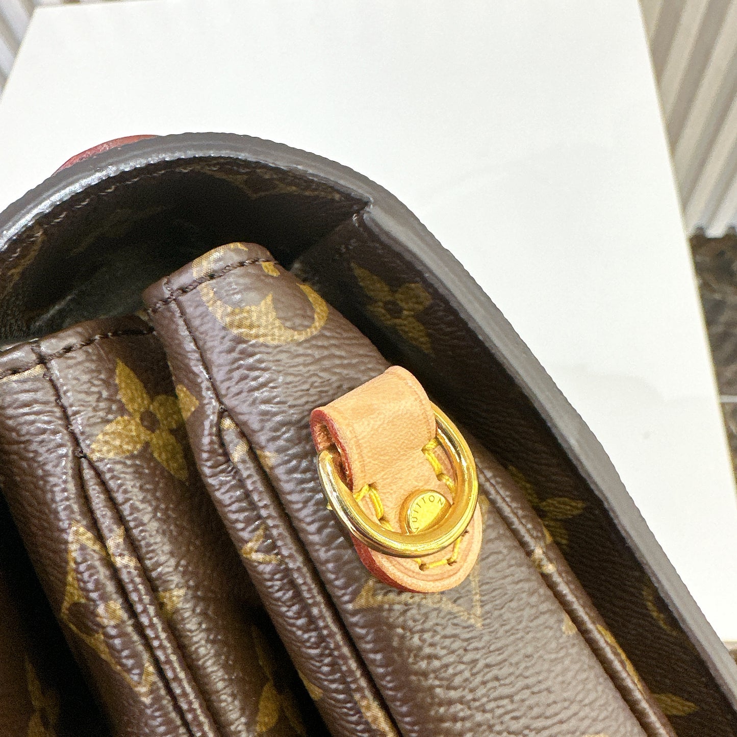 LV Monogram Pochette Metis