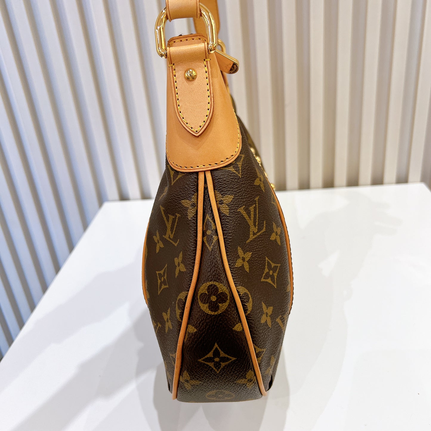 LV Monogram Thames GM