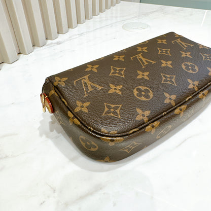 LV Monogram Ivy