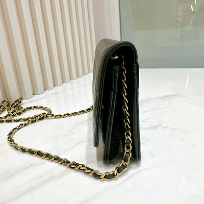 Chanel Classic Caviar WOC in Black GHW